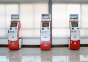 智能自助終端機(jī)走進(jìn)營(yíng)業(yè)廳，辦理業(yè)務(wù)只需幾分鐘